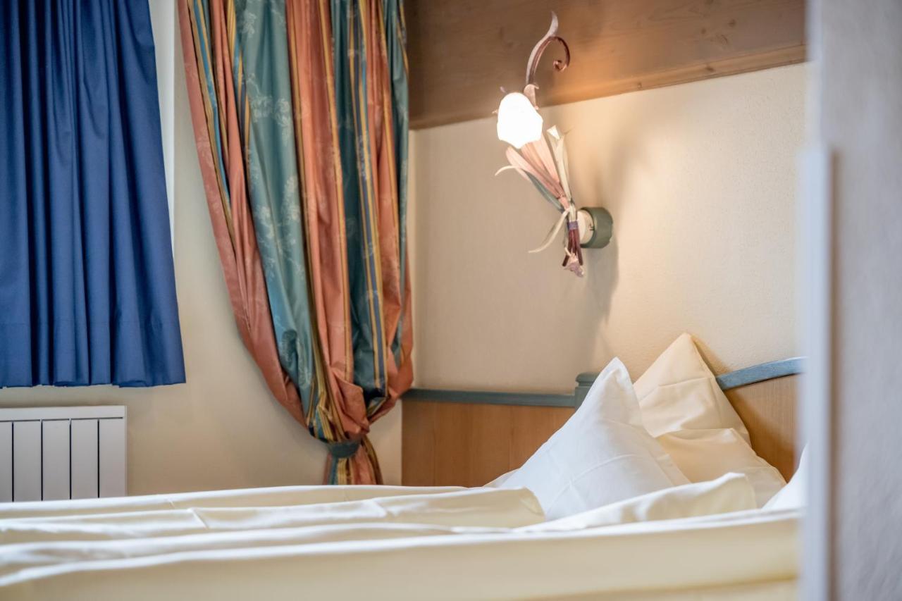 ゼルデン Residenz Tamaraアパートホテル エクステリア 写真